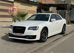 کرایسلەر 300